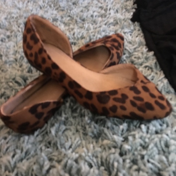 Shoes - Leopard print flats